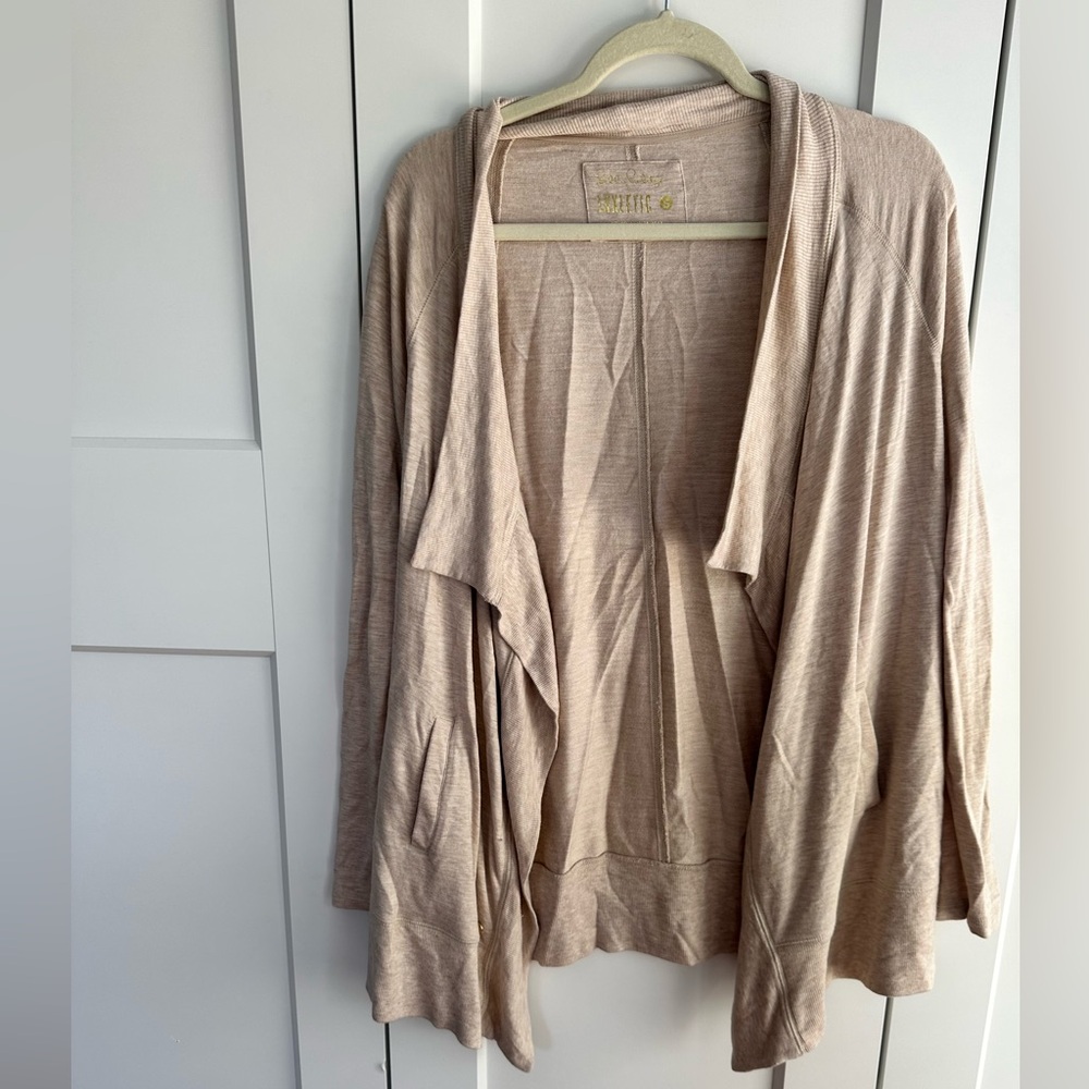 Lilly Pulitzer tan cardigan / wrap - s